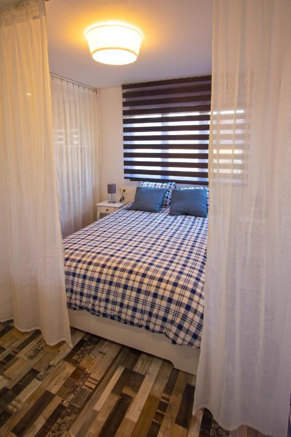 Loft En Gijon - Cimavilla Con Vistas Al Cerro Luaran gambar